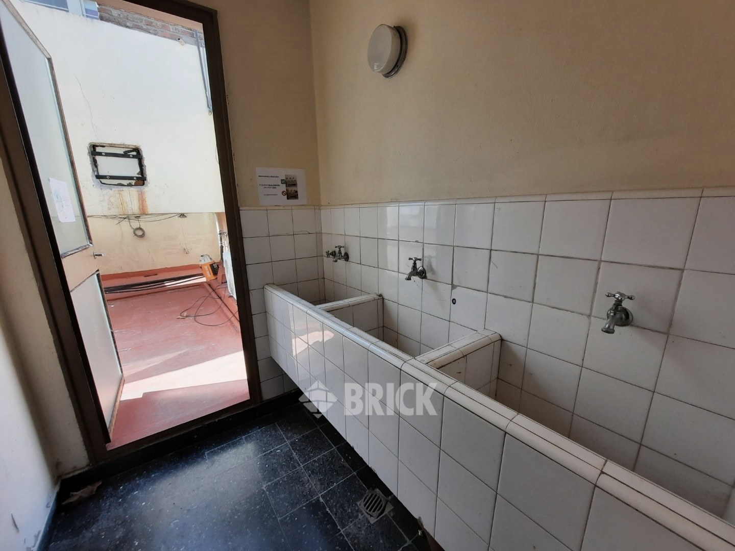 THAMES al 2100 Piso 4 26