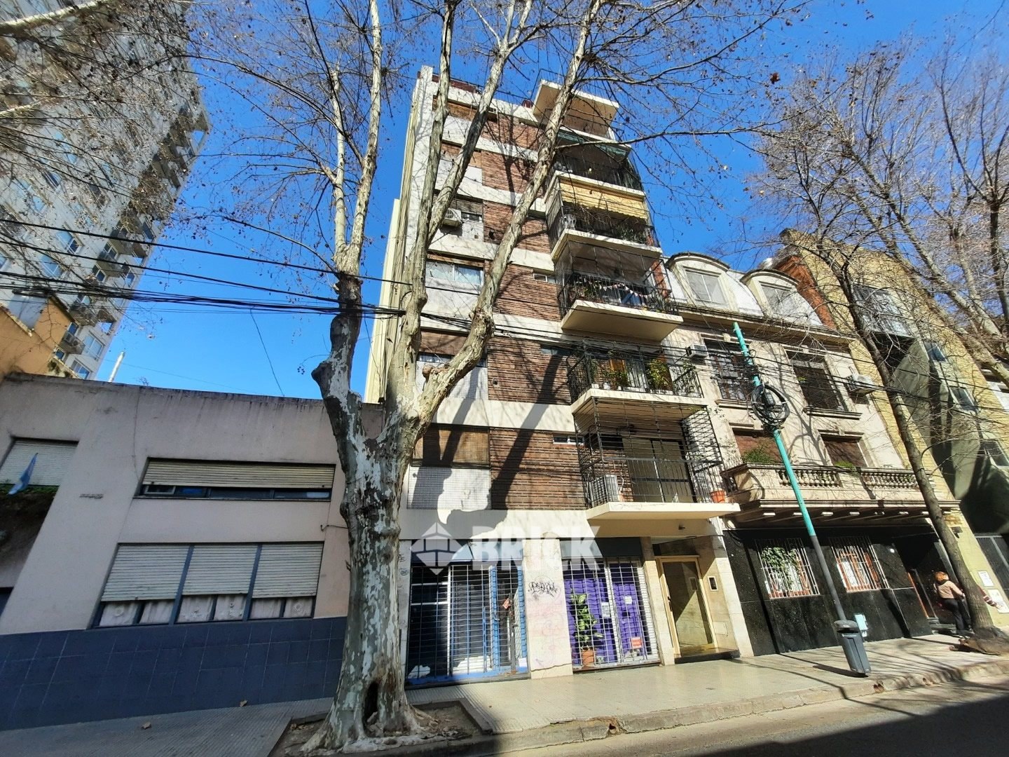 THAMES al 2100 Piso 4 30