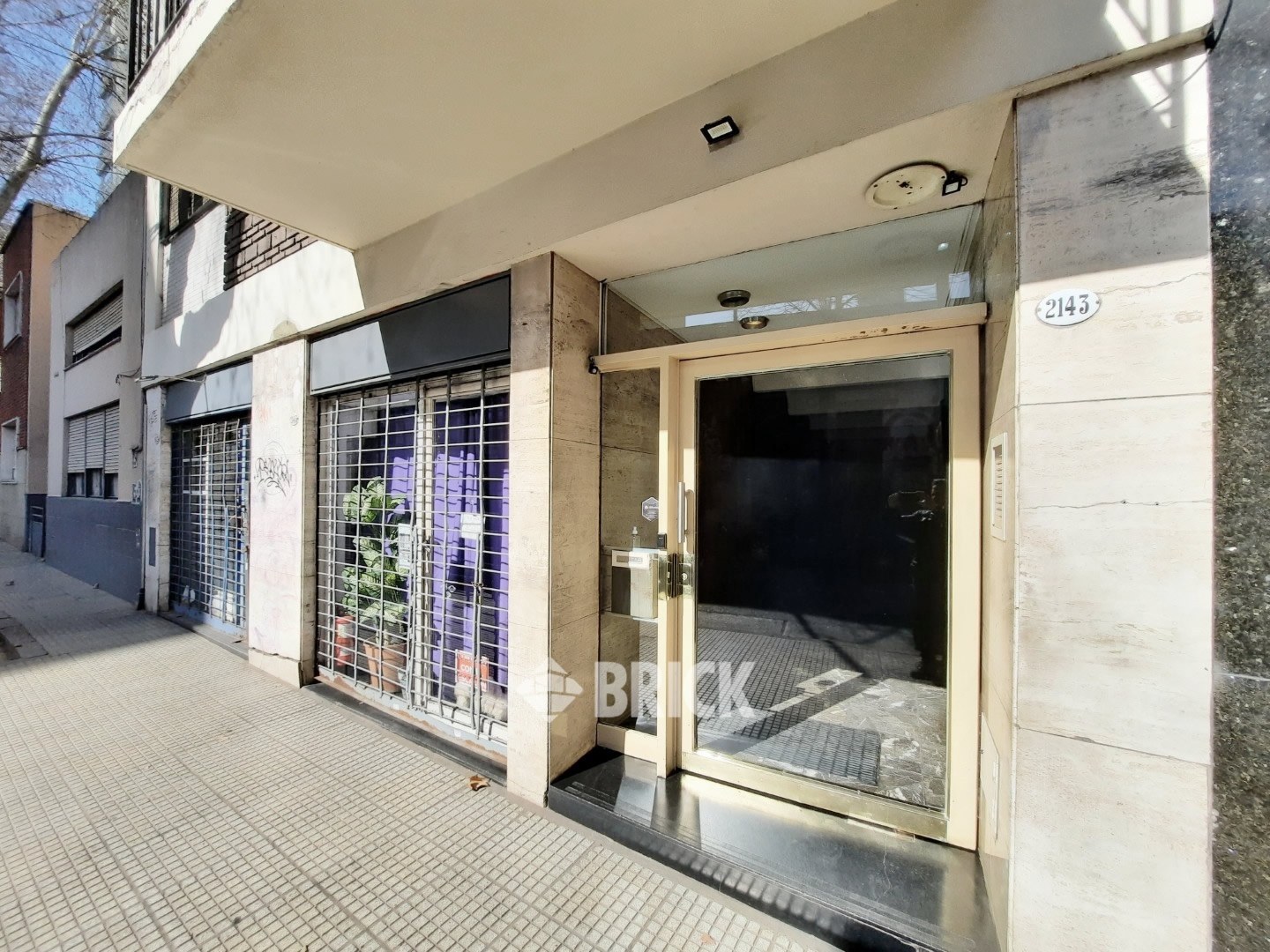 THAMES al 2100 Piso 4 31