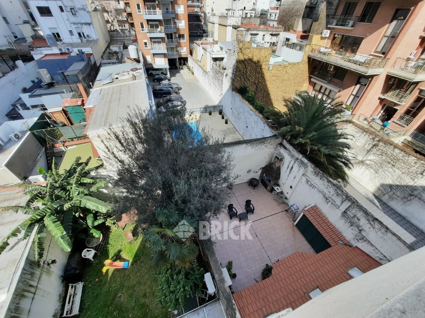 THAMES al 2100 Piso 4 7