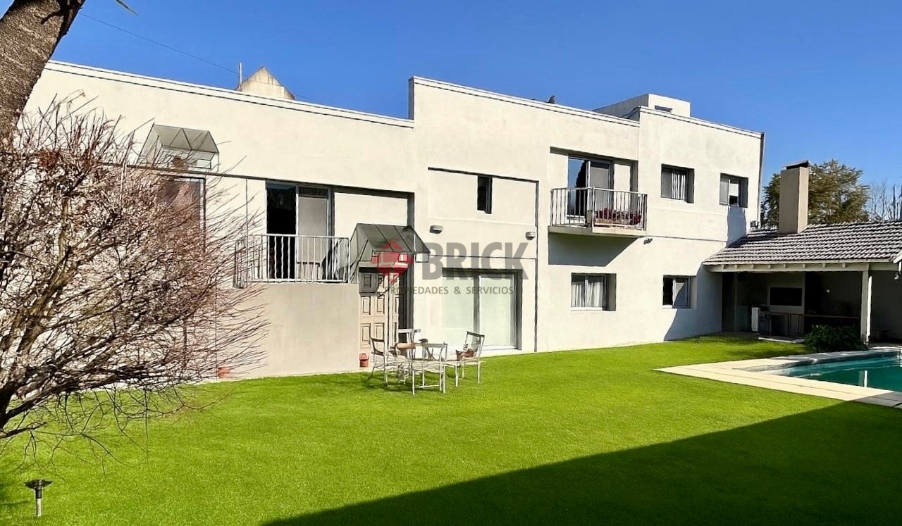 JACINTO DIAZ al 2800 2