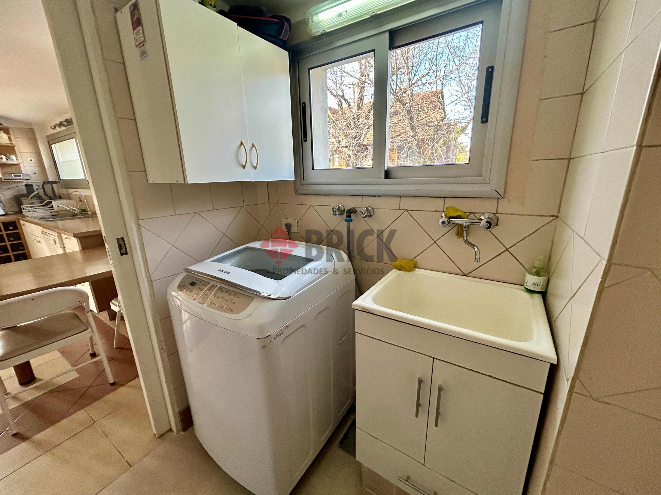 JACINTO DIAZ al 2800 22