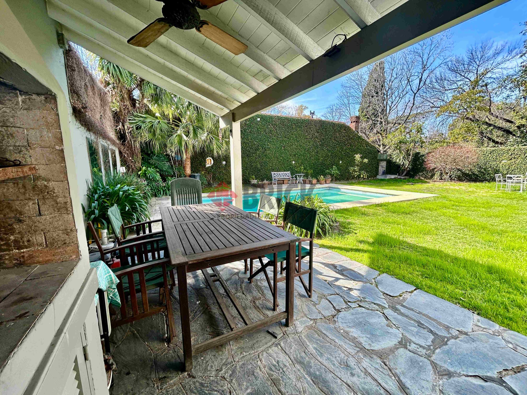 JACINTO DIAZ al 2800 24