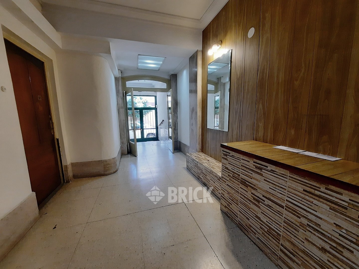 THAMES al 400 Piso 2 30