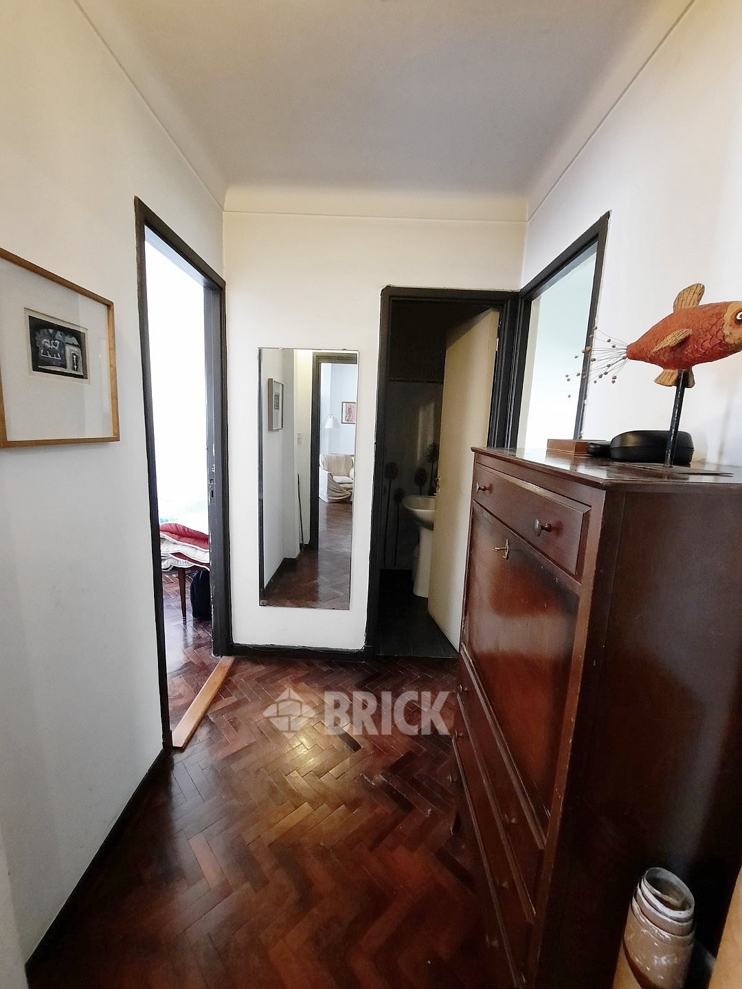 THAMES al 400 Piso 2 9