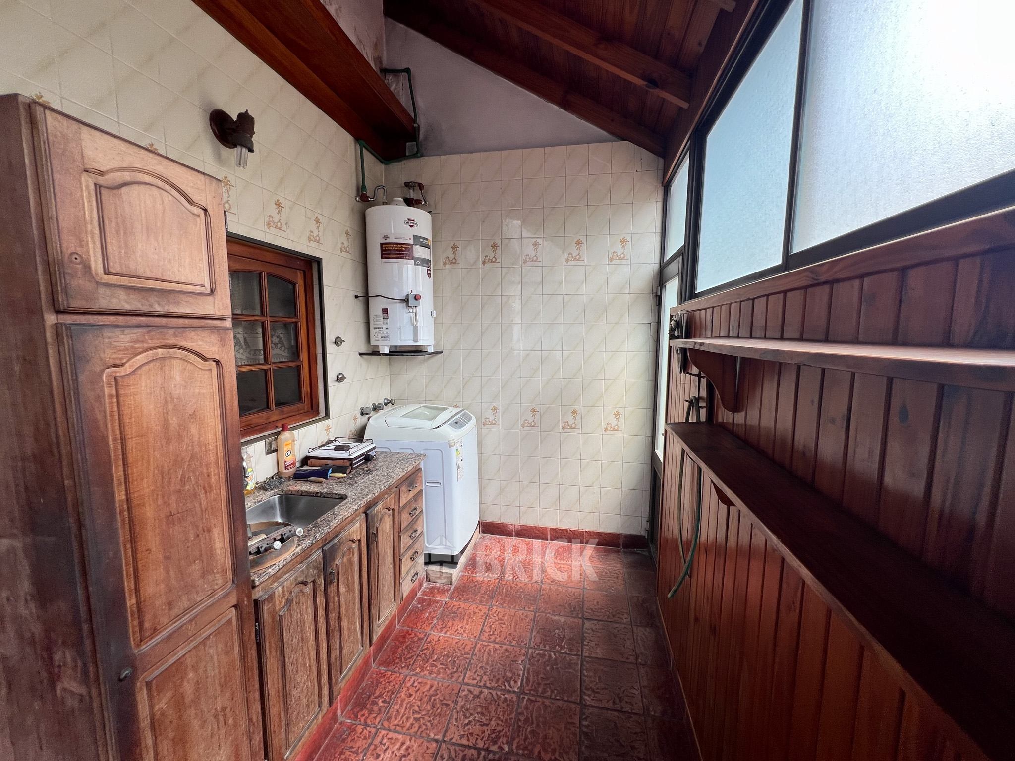 MONTIEL al 900 Piso 1 15