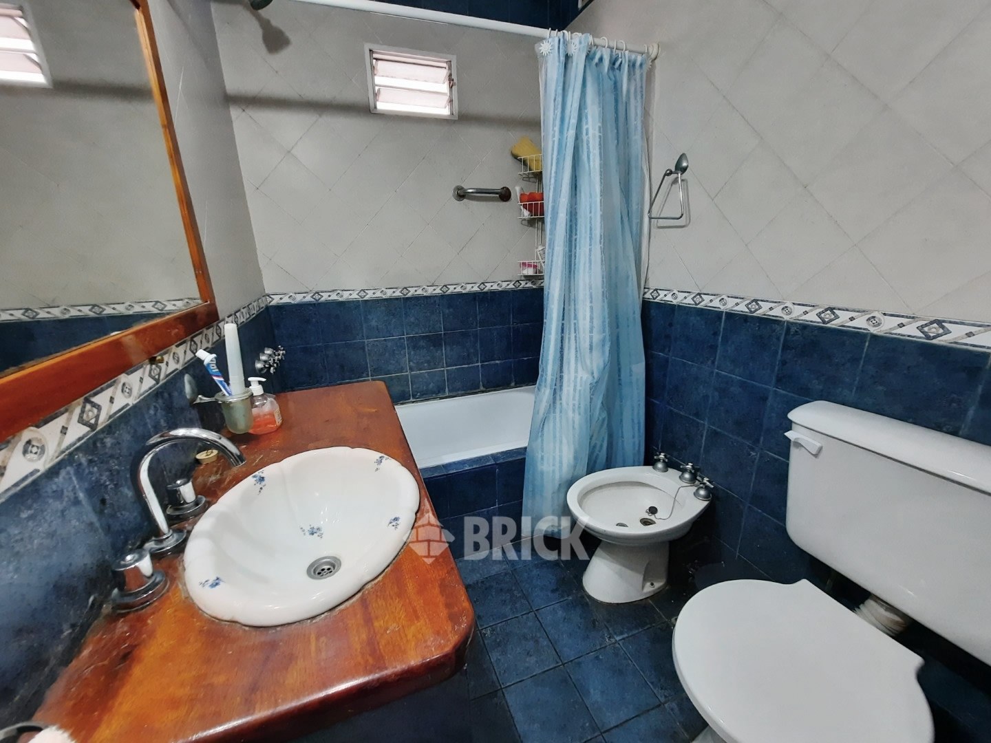 IRIGOYEN, GOBERNADOR al 400 Piso PB 16