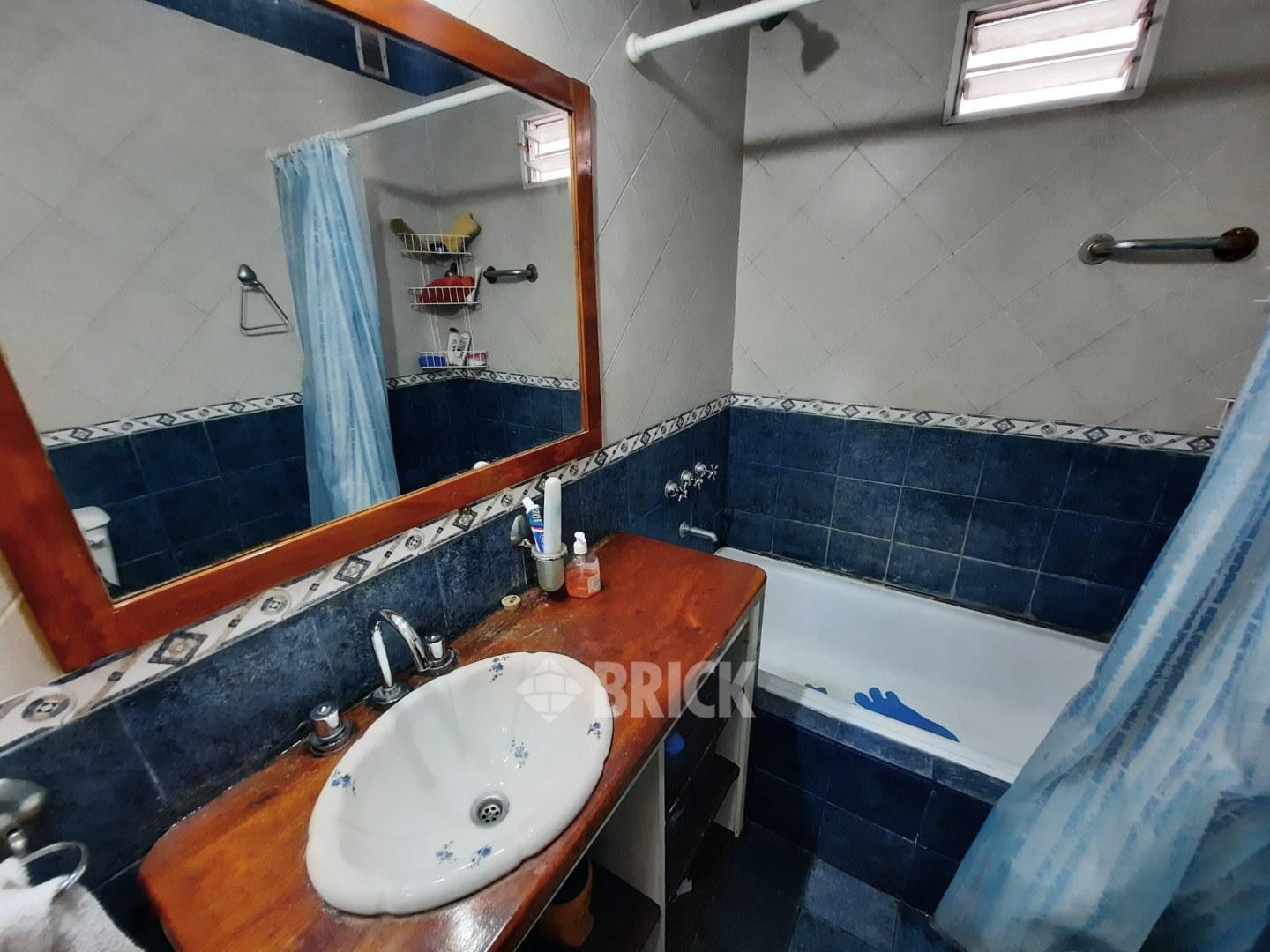 IRIGOYEN, GOBERNADOR al 400 Piso PB 17