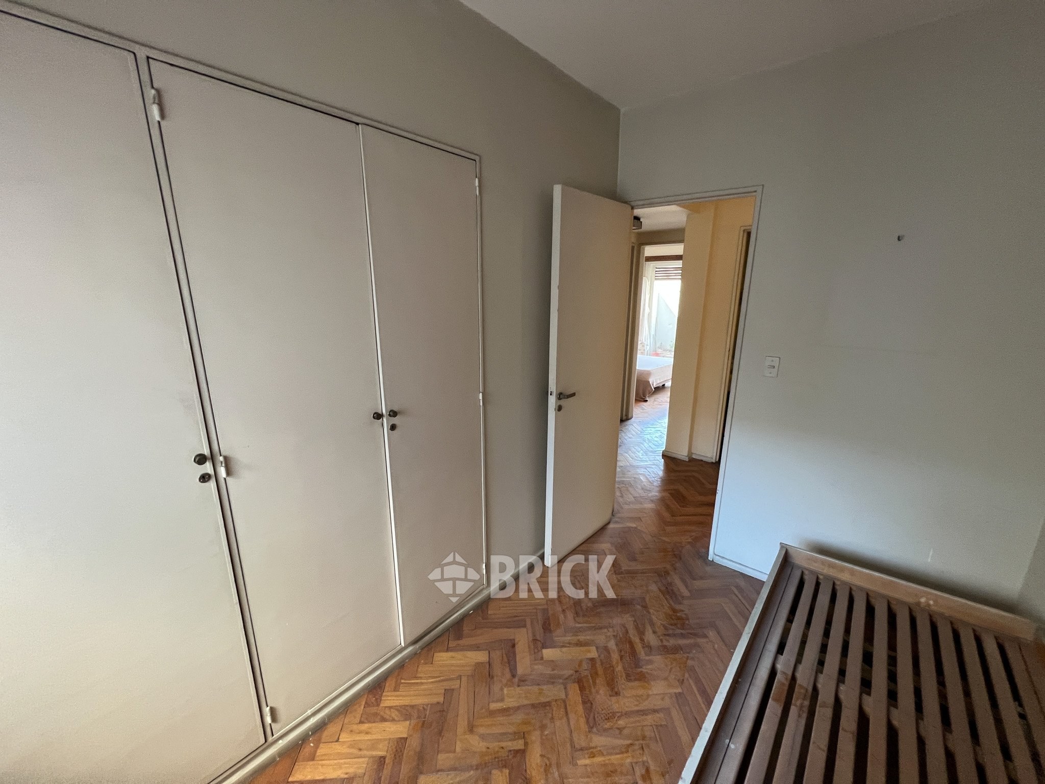 ALVAREZ, DONATO, T. GRAL. al 300 Piso 5 17