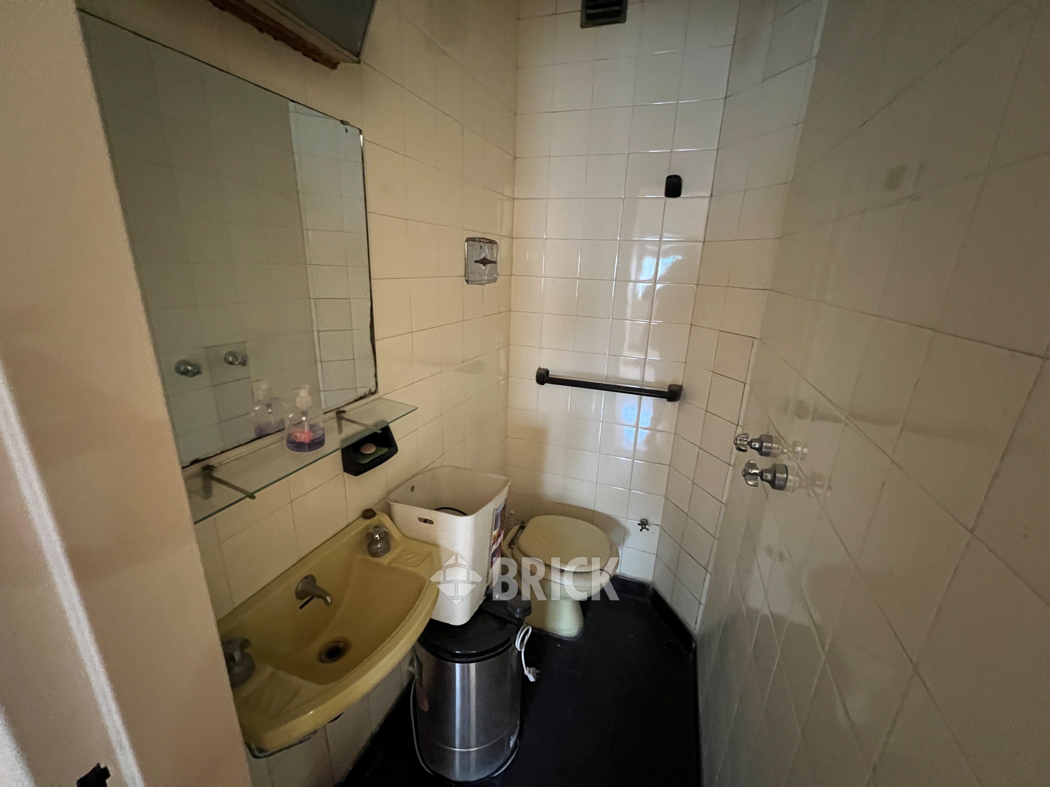 ALVAREZ, DONATO, T. GRAL. al 300 Piso 5 6