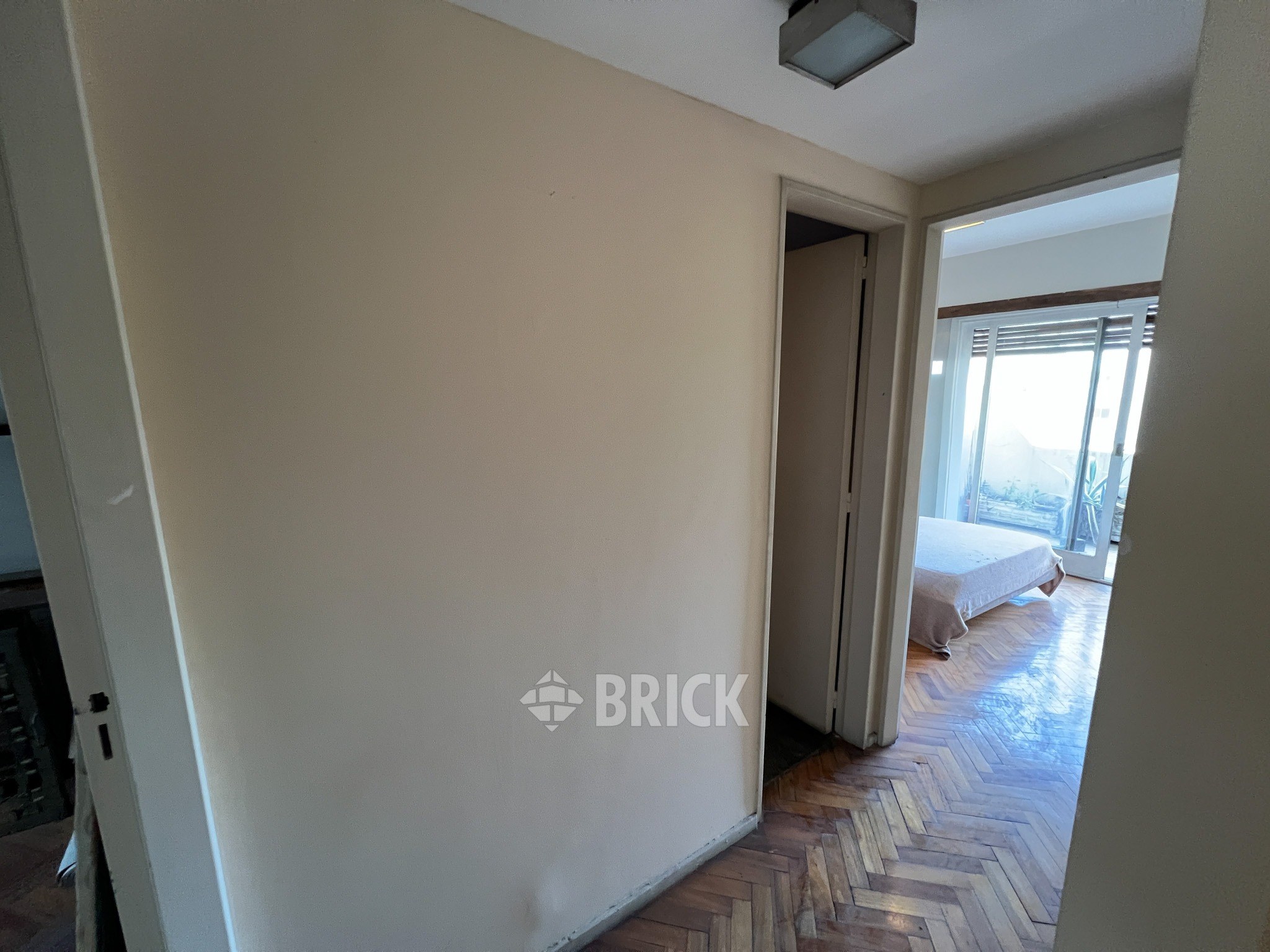 ALVAREZ, DONATO, T. GRAL. al 300 Piso 5 7