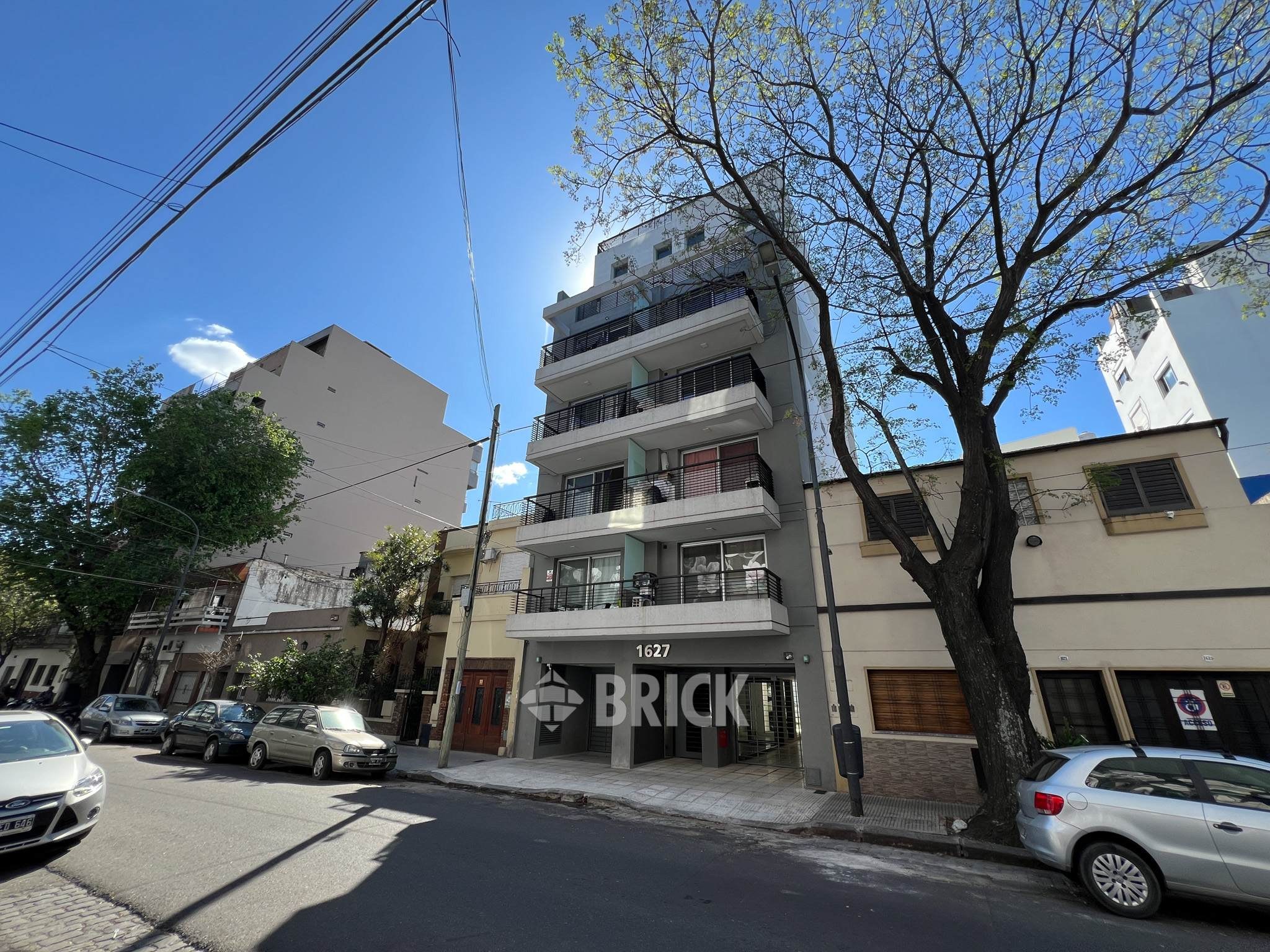 BOGOTA al 1600 Piso 4 11