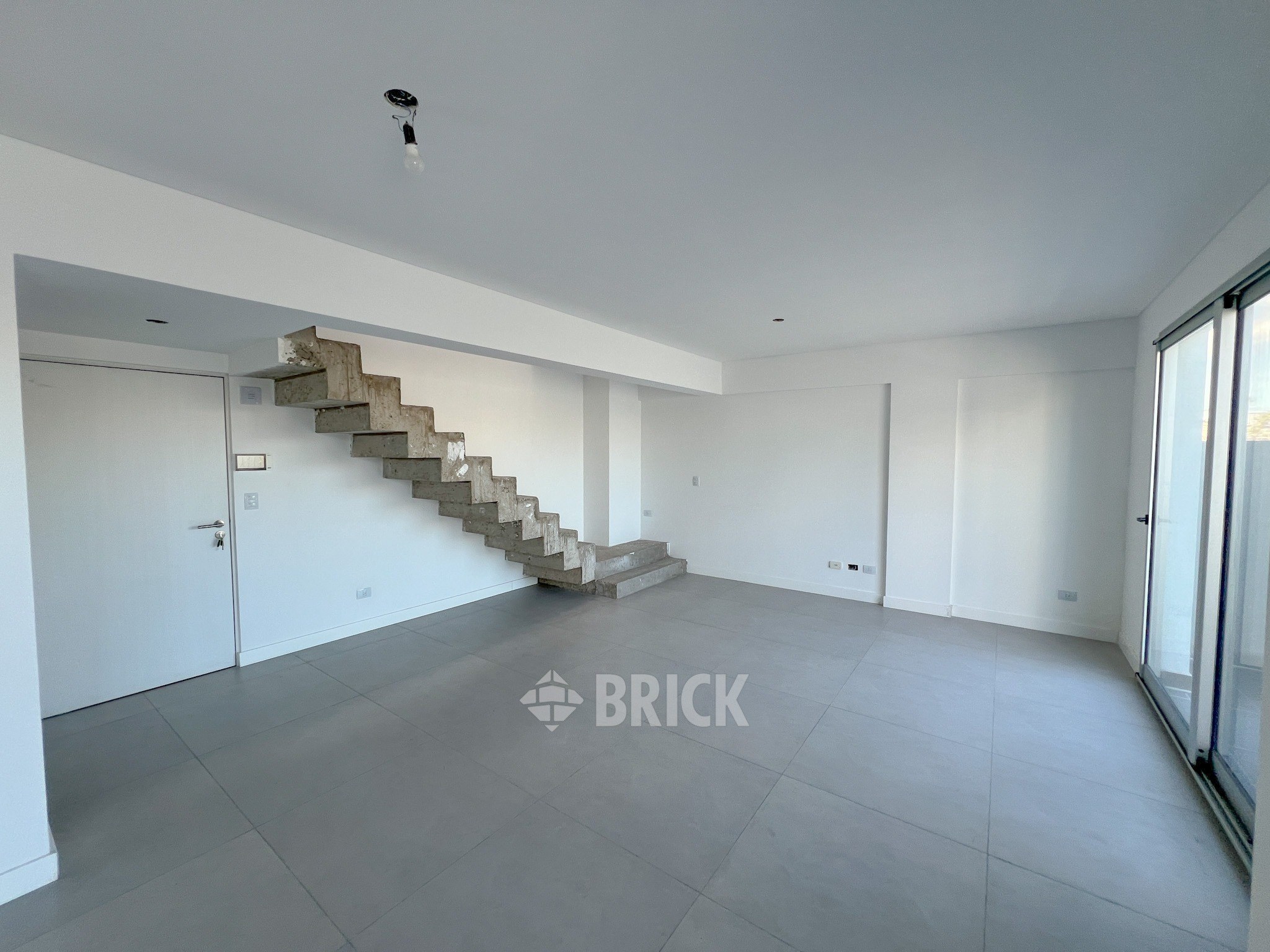 BOGOTA al 1600 Piso 5 6