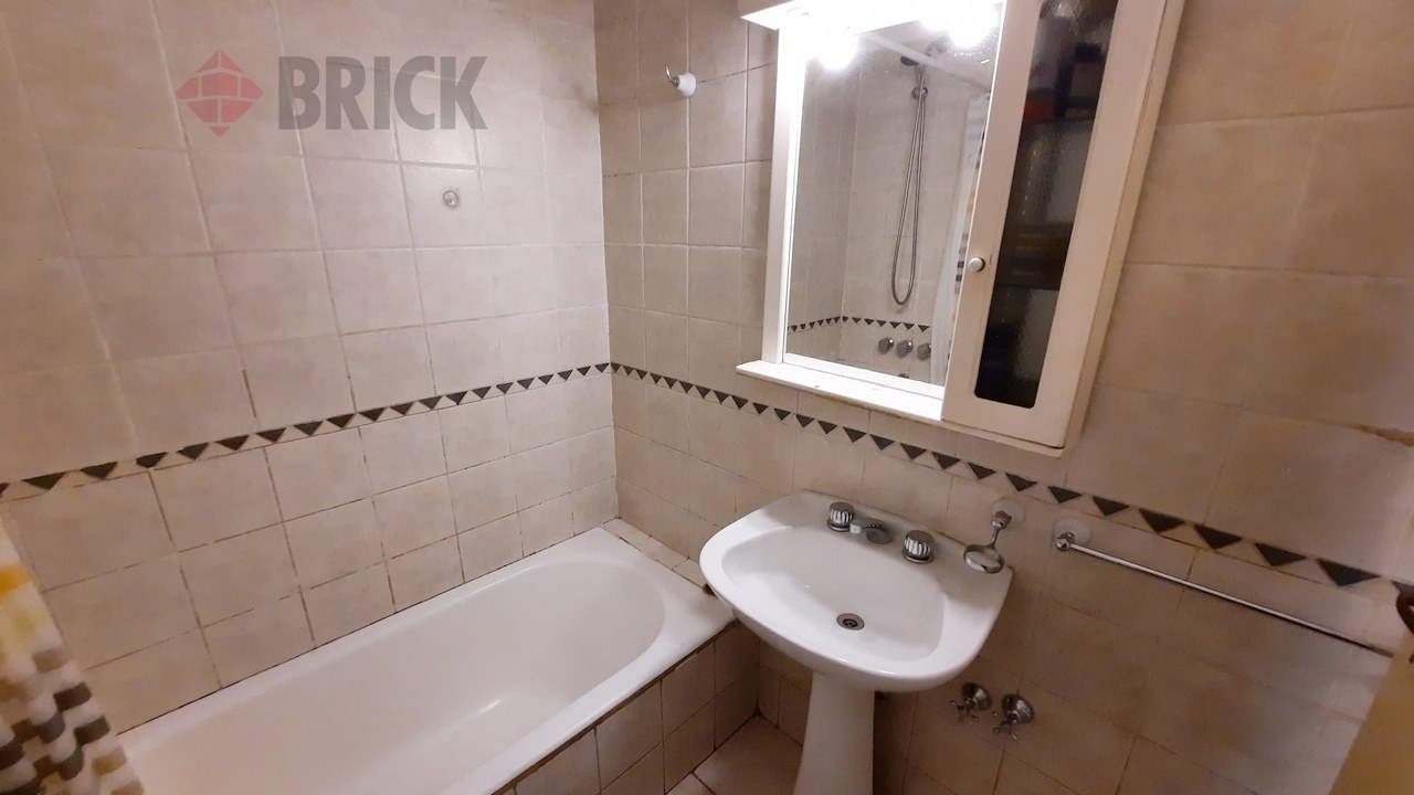 MOSCONI, AV. al 3200 Piso 1 11