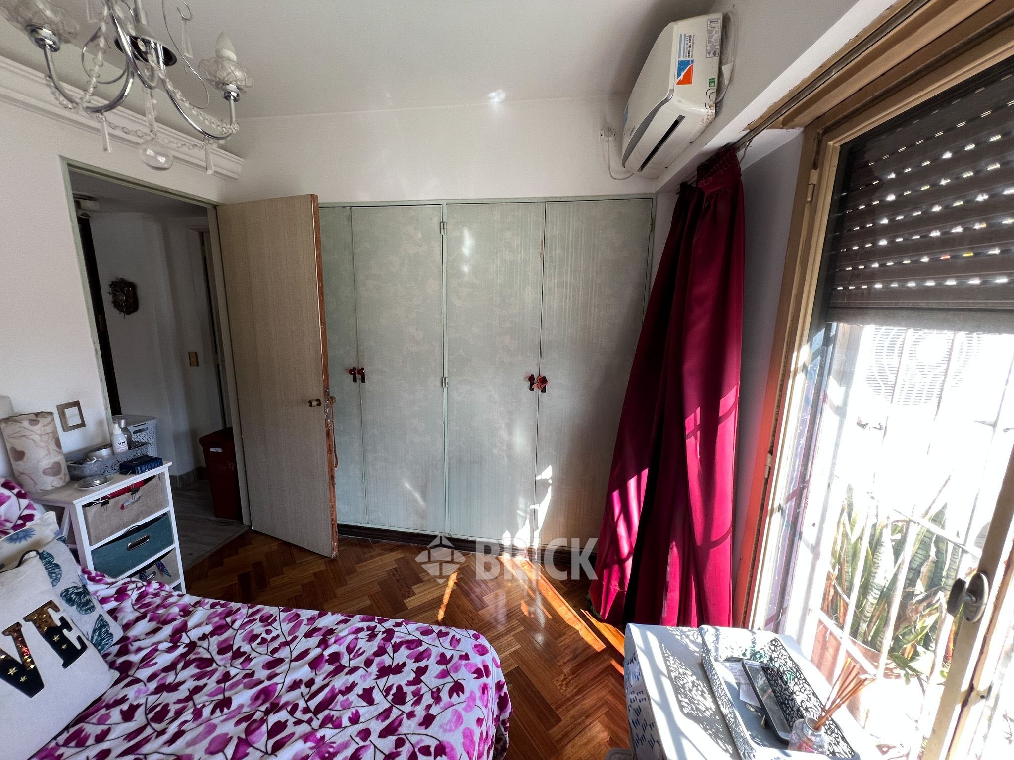 GOMEZ, VALENTIN al 3000 Piso 9 17