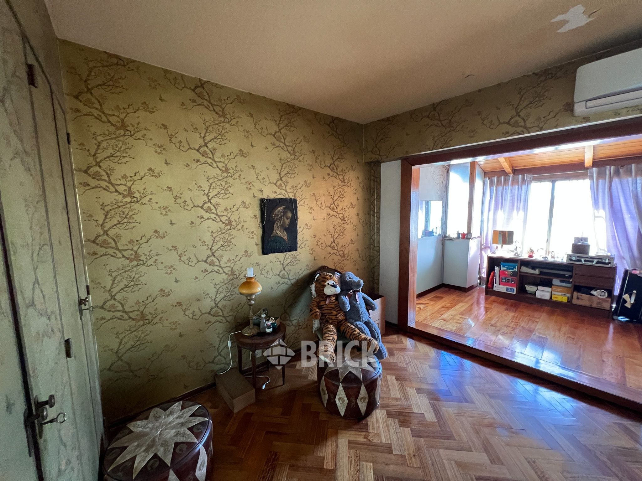 GOMEZ, VALENTIN al 3000 Piso 9 19