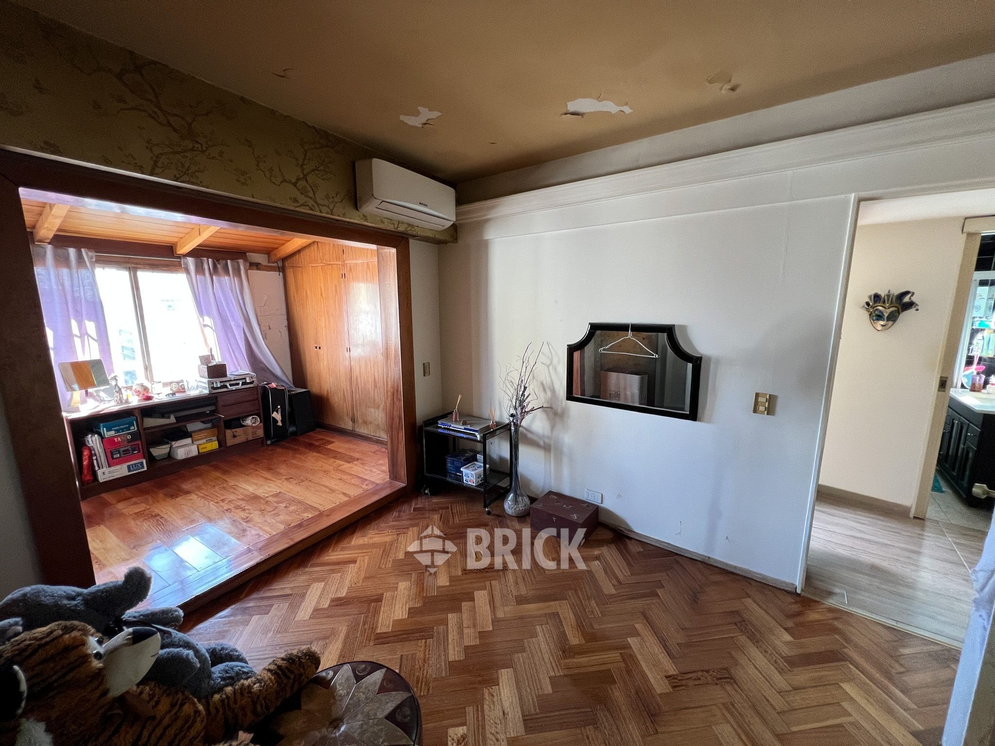 GOMEZ, VALENTIN al 3000 Piso 9 20