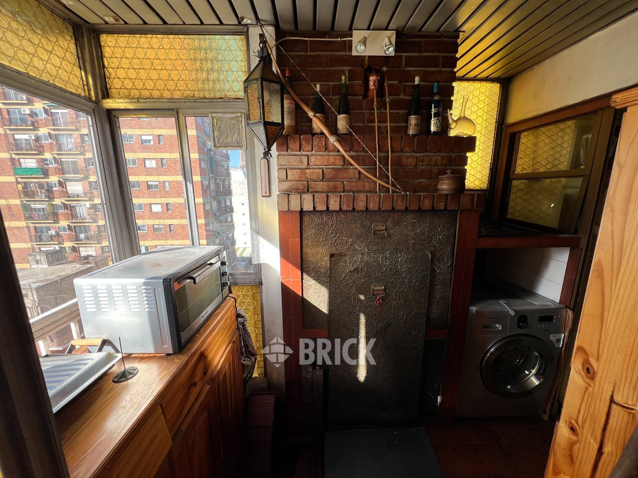 GOMEZ, VALENTIN al 3000 Piso 9 7