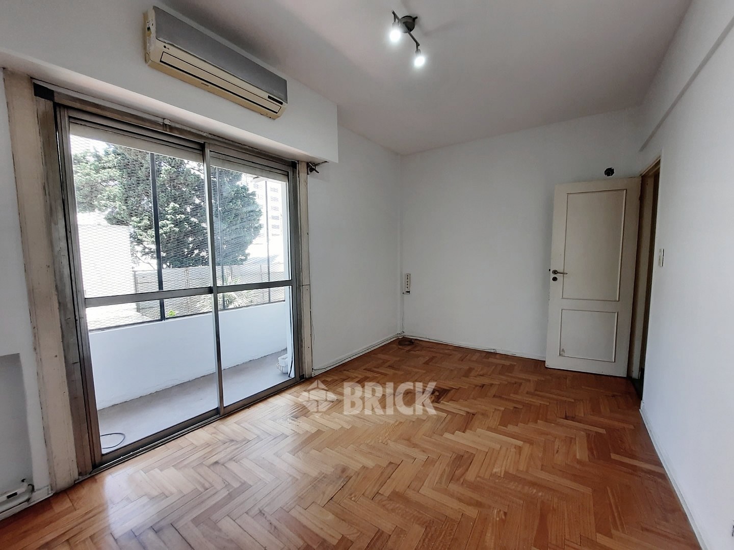 CESPEDES al 3400 Piso 2 13