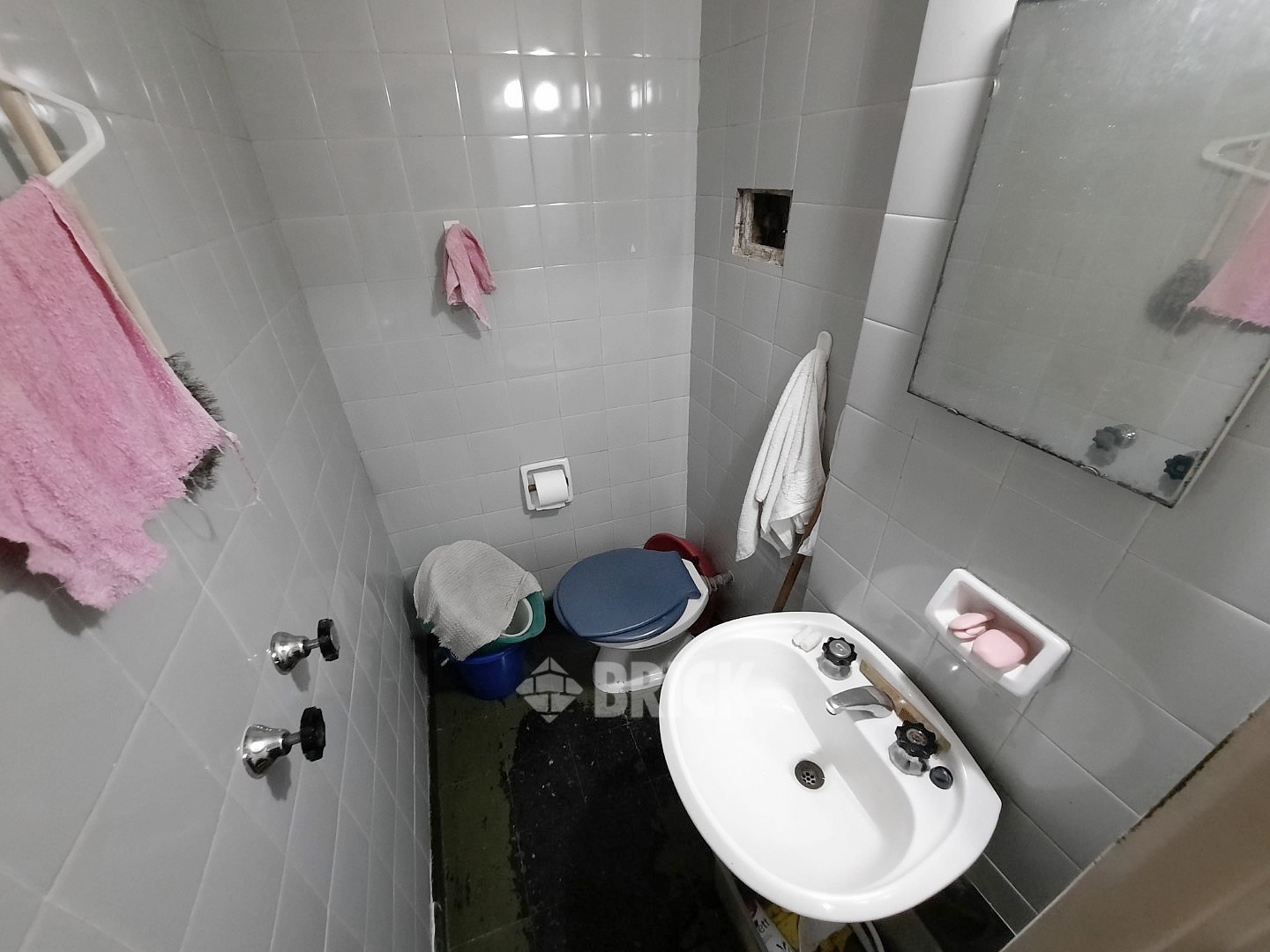 SALGUERO, JERONIMO al 1700 Piso 2 16