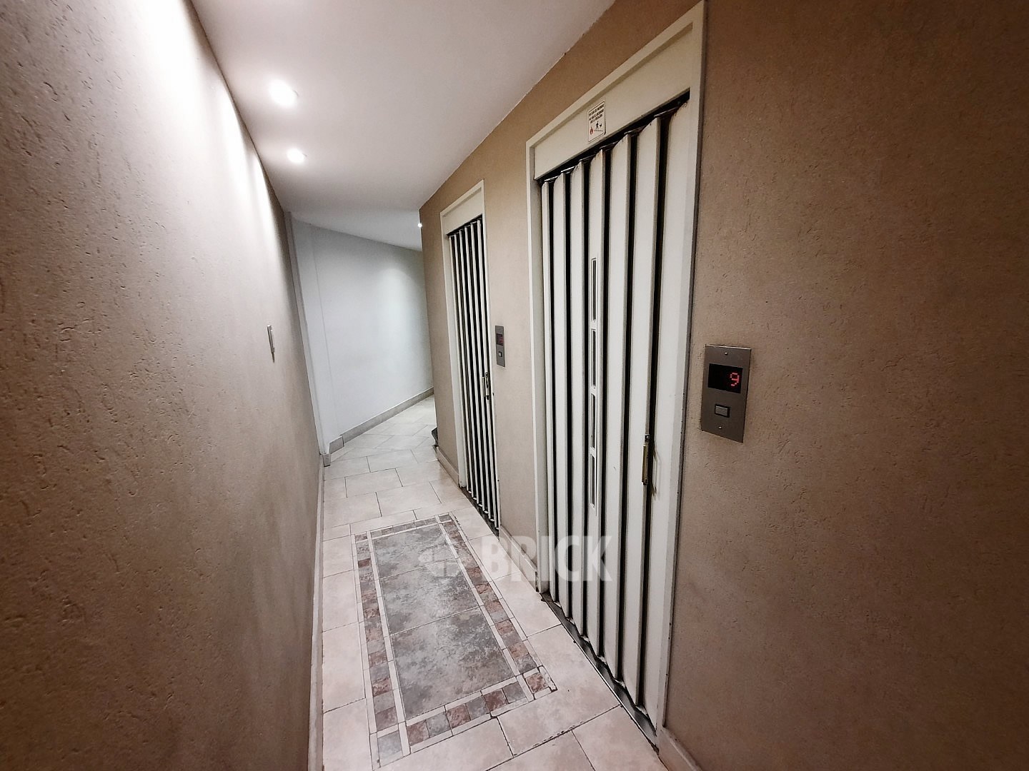 SALGUERO, JERONIMO al 1700 Piso 2 25