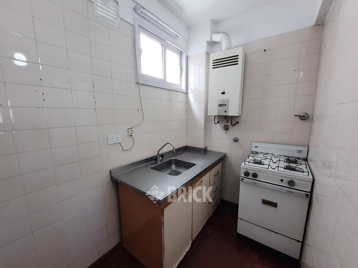 CONDE al 1000 Piso 3 12