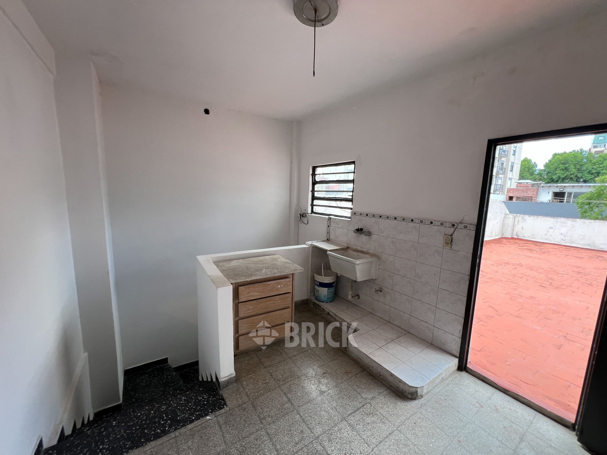 CHILE al 2500 Piso PB 23