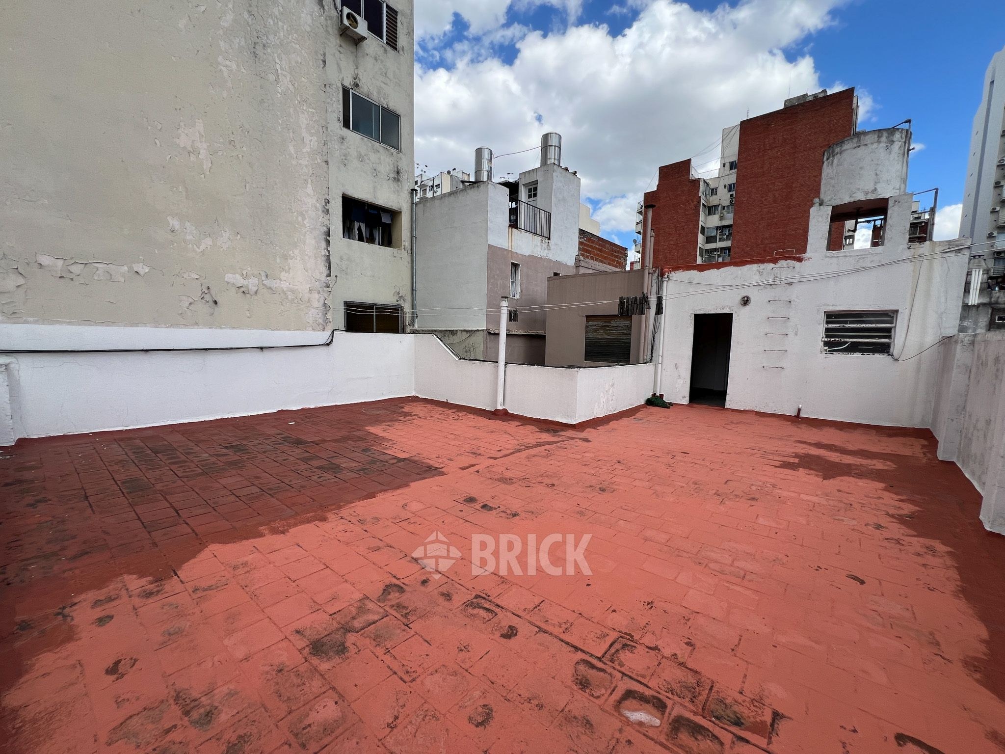 CHILE al 2500 Piso PB 27