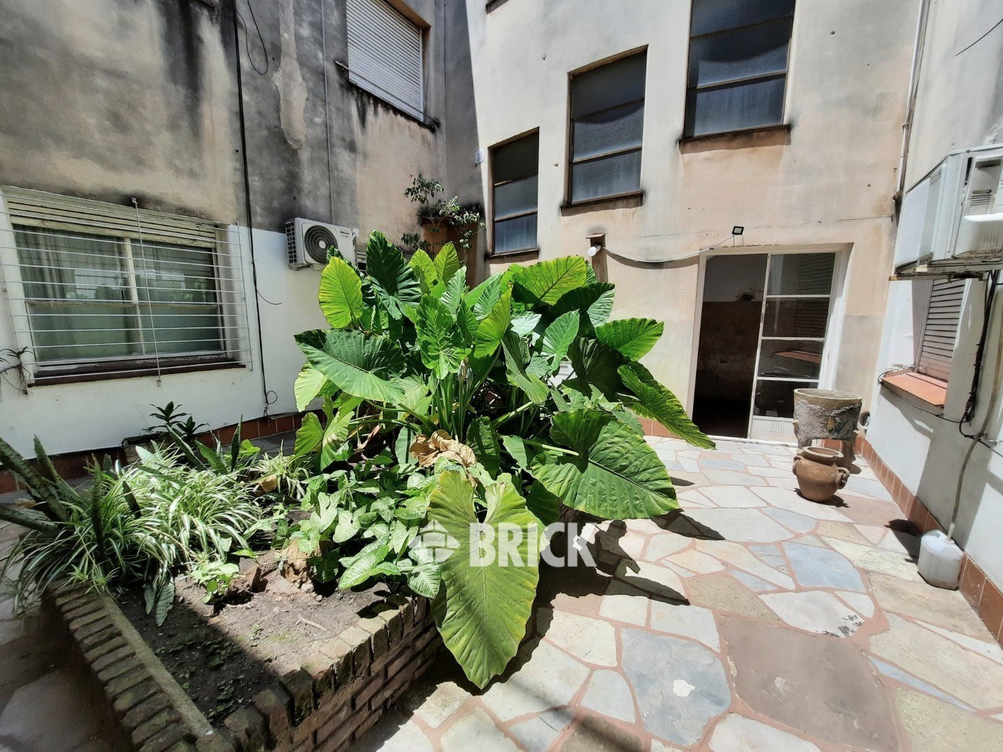 JUJUY, AV. al 2000 Piso PB 22