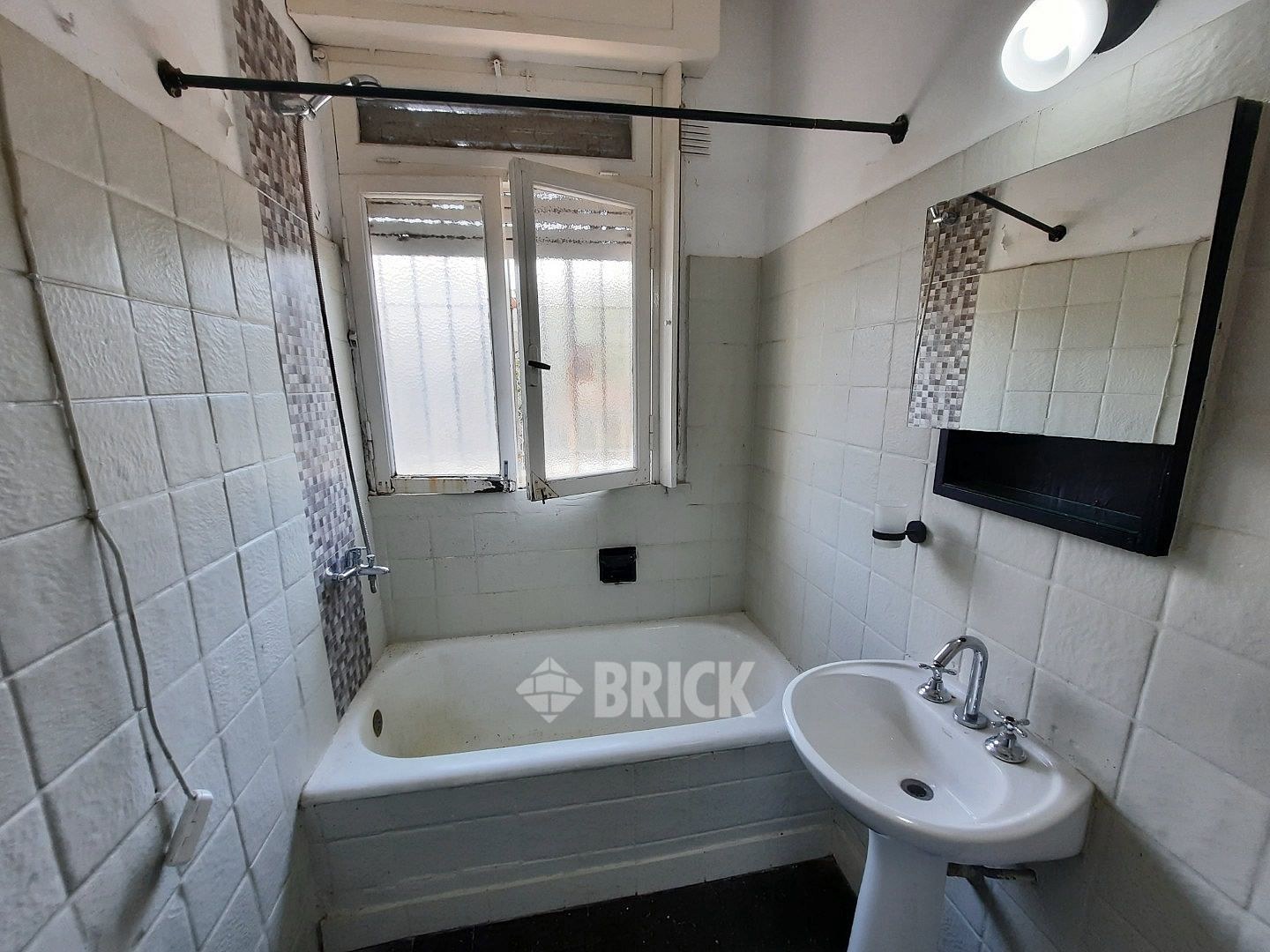 MONROE al 1300 Piso 1 14