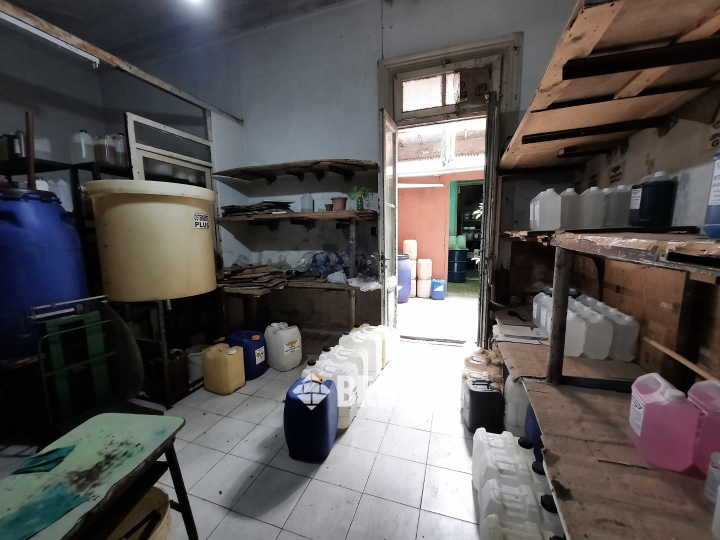 ALVAREZ THOMAS, AV. al 700 17