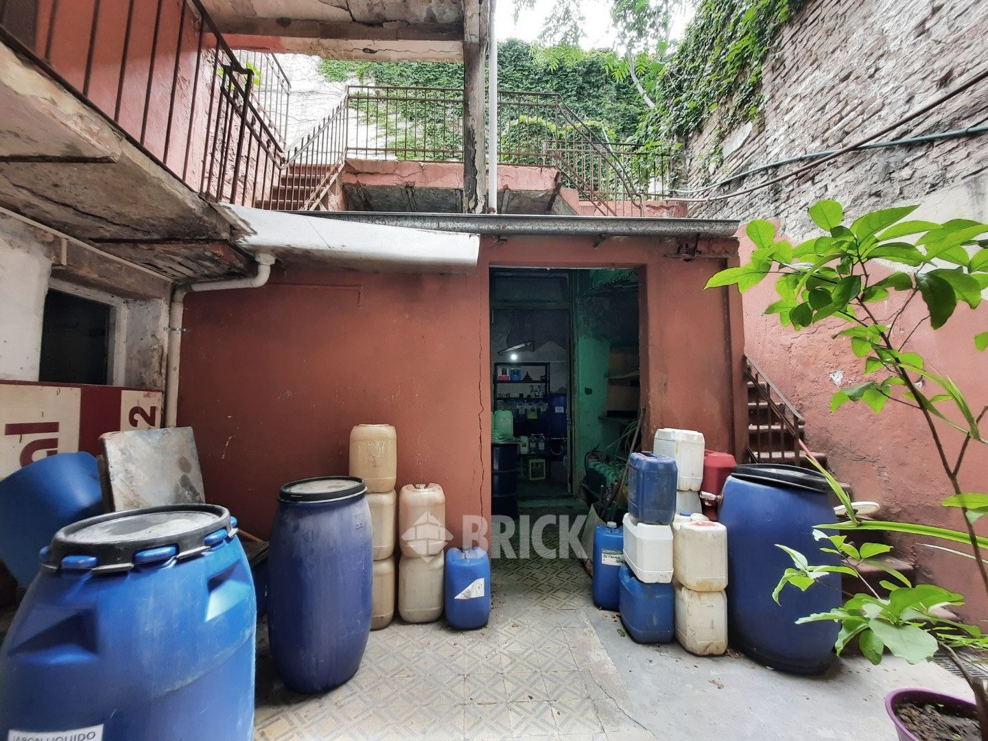 ALVAREZ THOMAS, AV. al 700 19