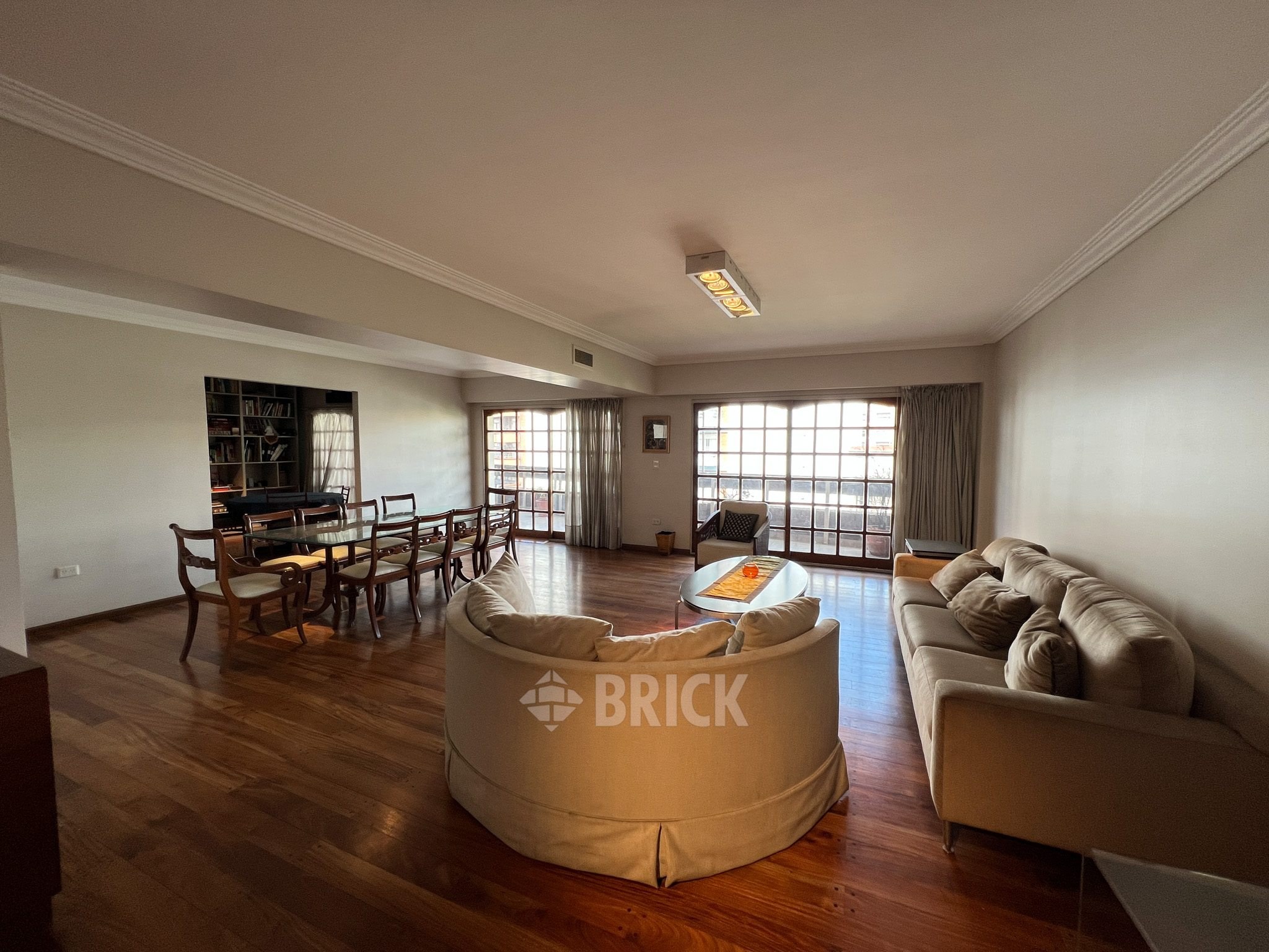 ALBERDI, JUAN B., AV. al 1000 Piso 6 1