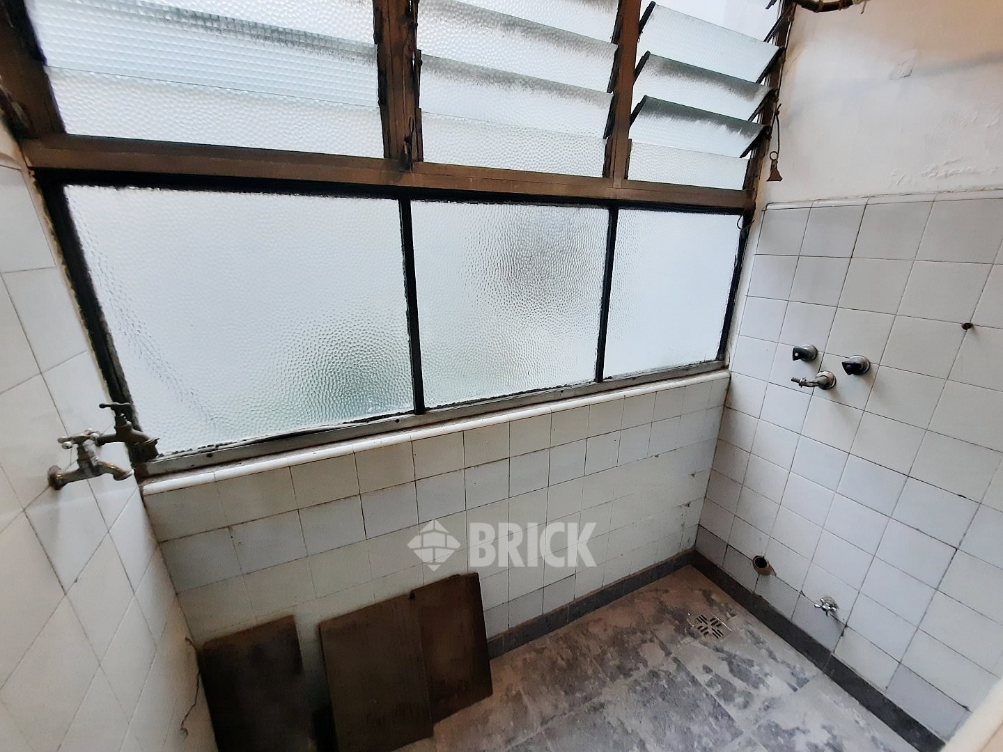 LACROZE, FEDERICO, AV. al 3700 Piso 2 24