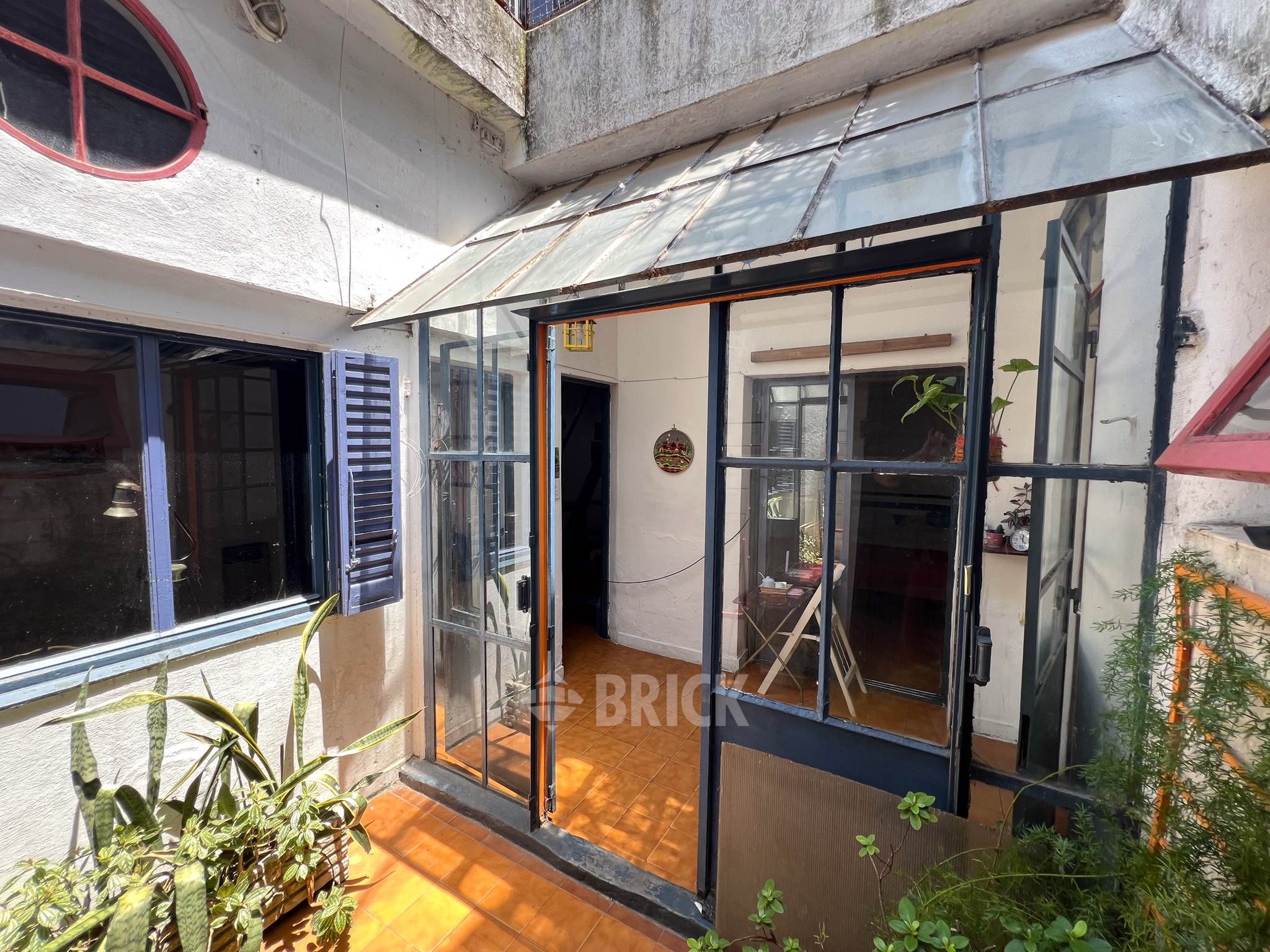 MARTINEZ, ENRIQUE al 700 Piso PB 13