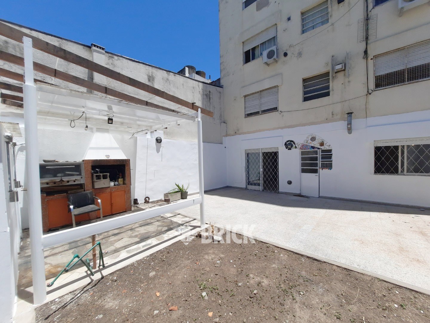 PAYSANDU al 1900 Piso PB 14