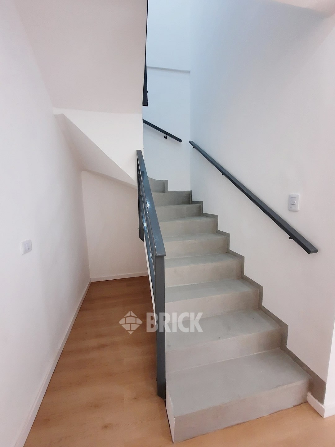 ESPINOSA al 1500 Piso PB 20