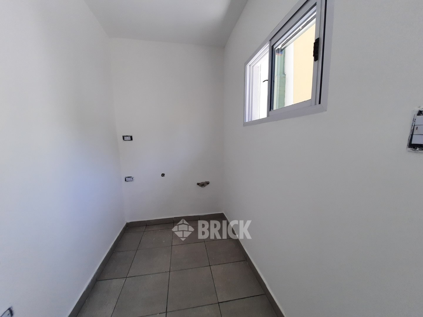 ESPINOSA al 1500 Piso PB 31