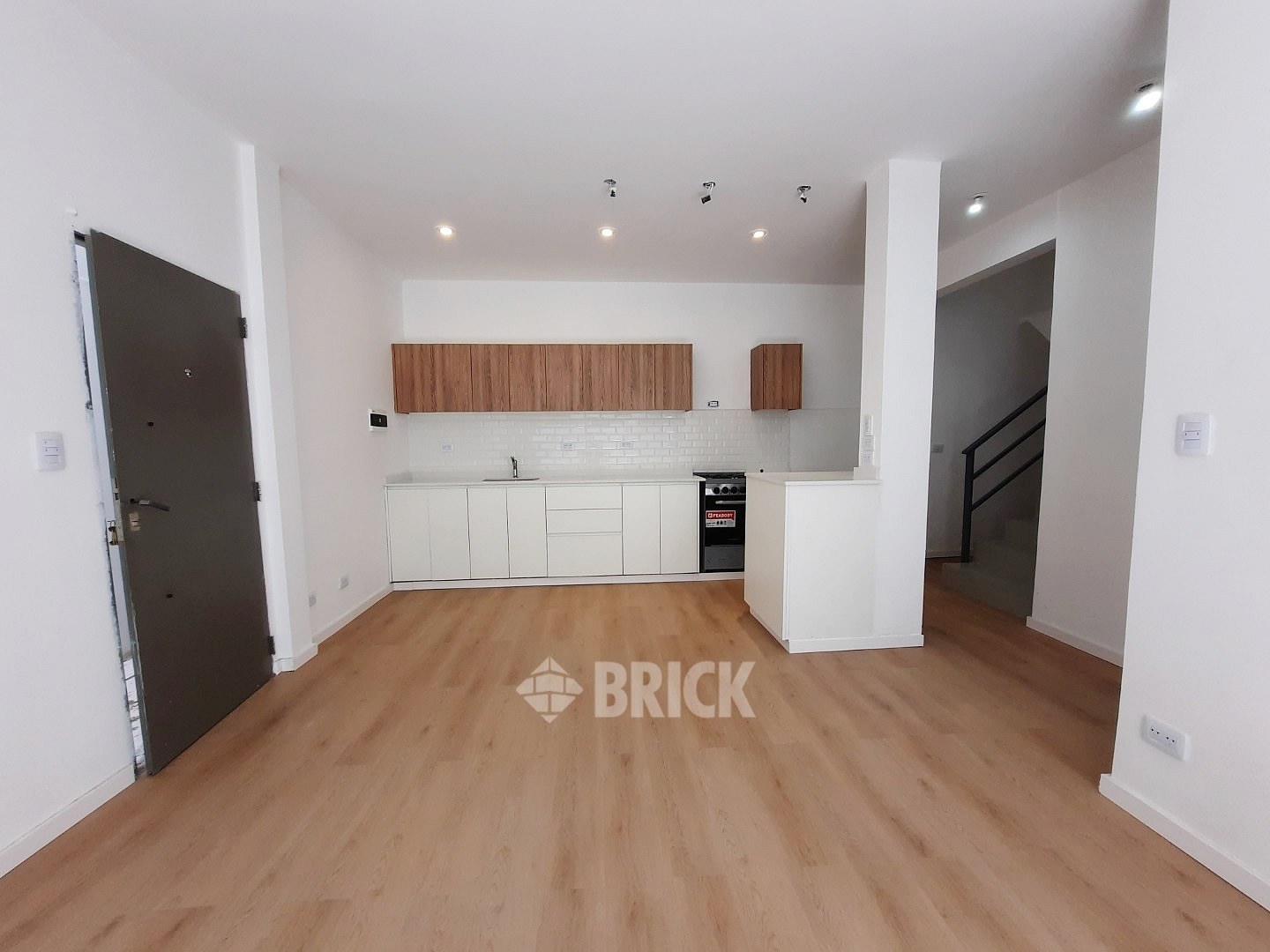 ESPINOSA al 1500 Piso PB 5