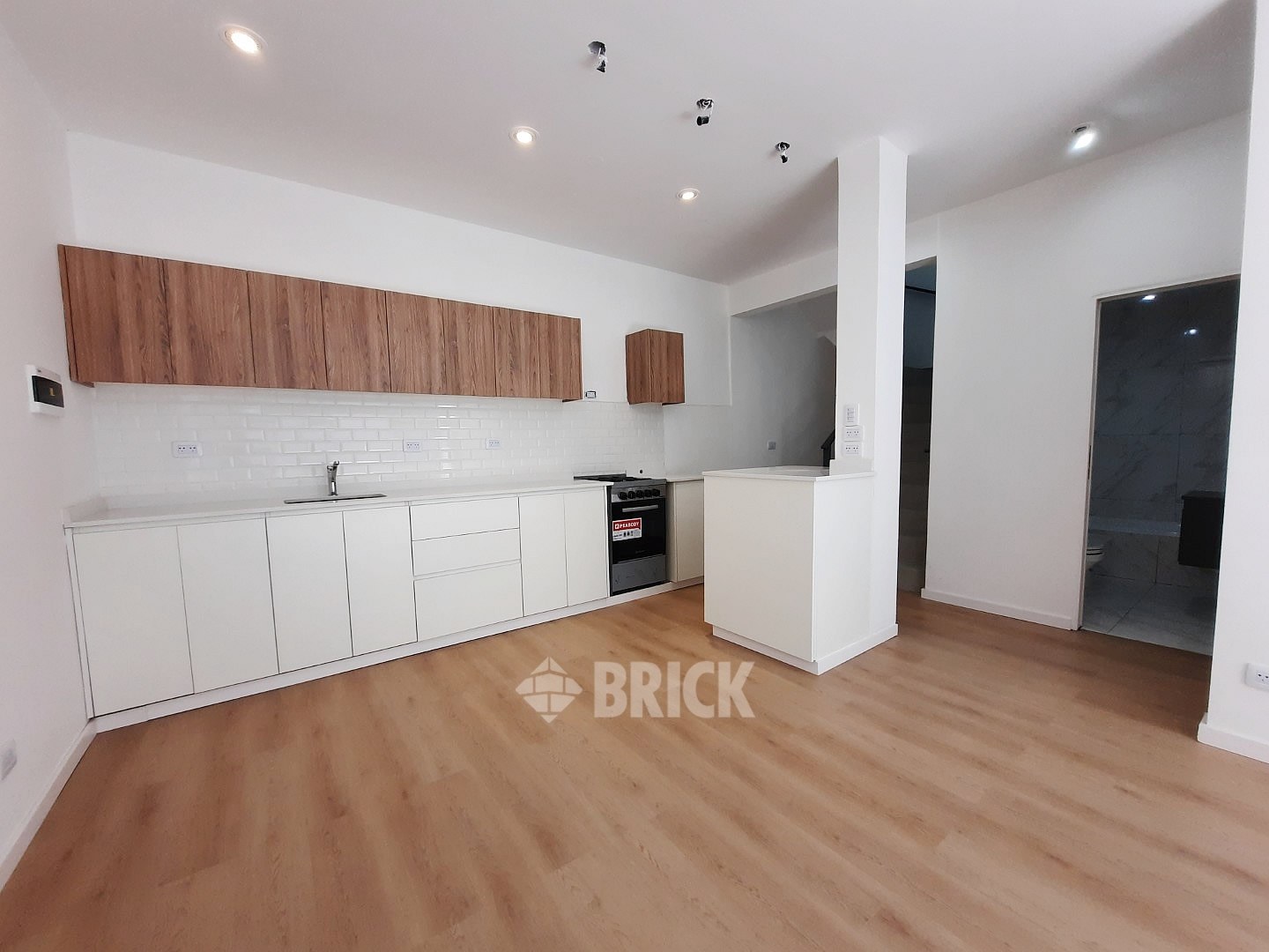 ESPINOSA al 1500 Piso PB 6