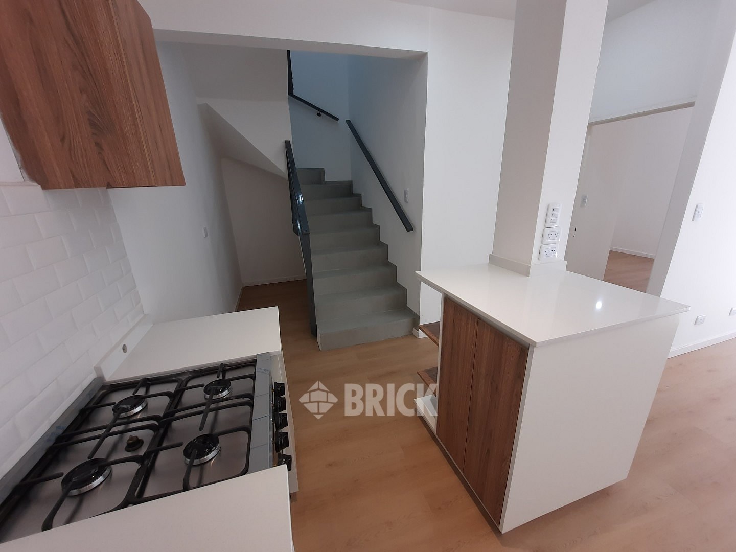 ESPINOSA al 1500 Piso PB 9