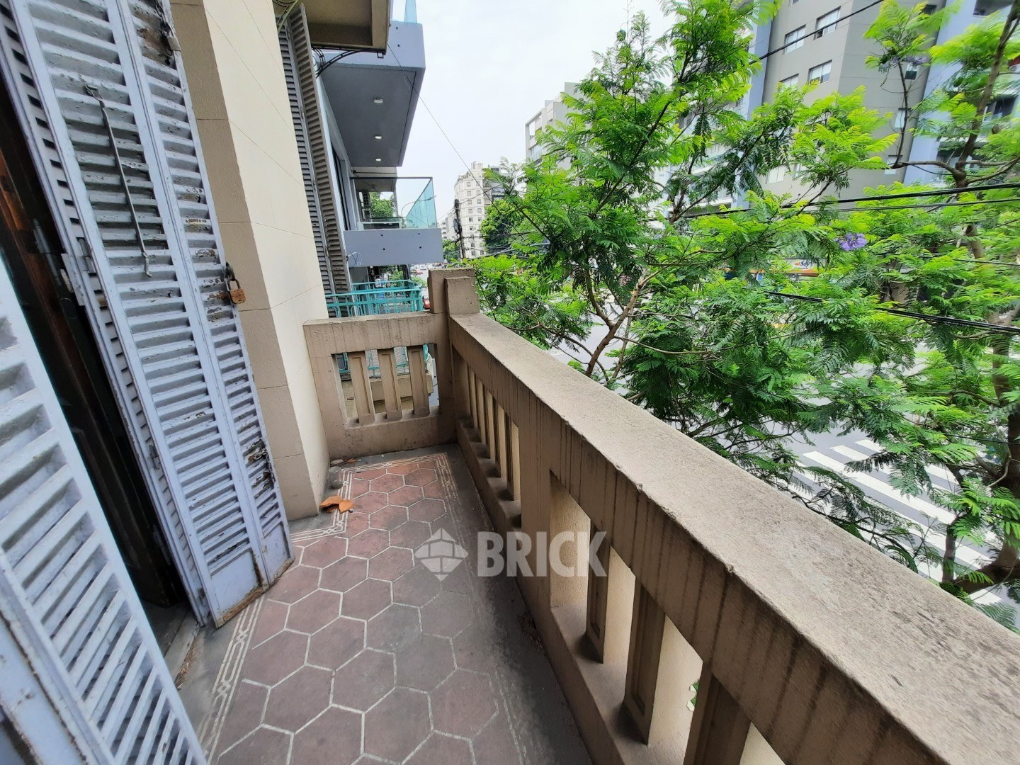 ALVAREZ THOMAS, AV. al 700 37