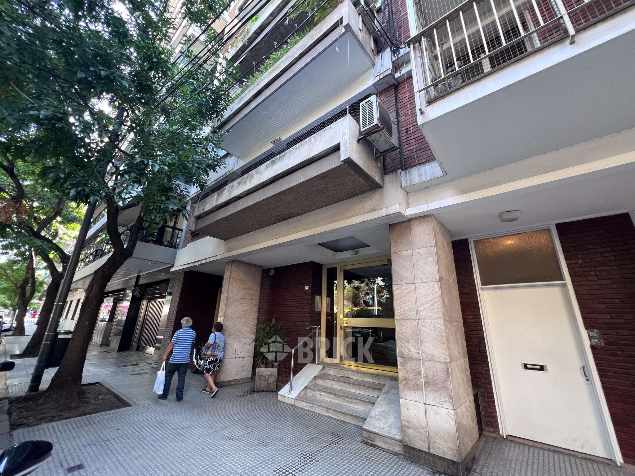 AUSTRIA al 2500 Piso 7 19