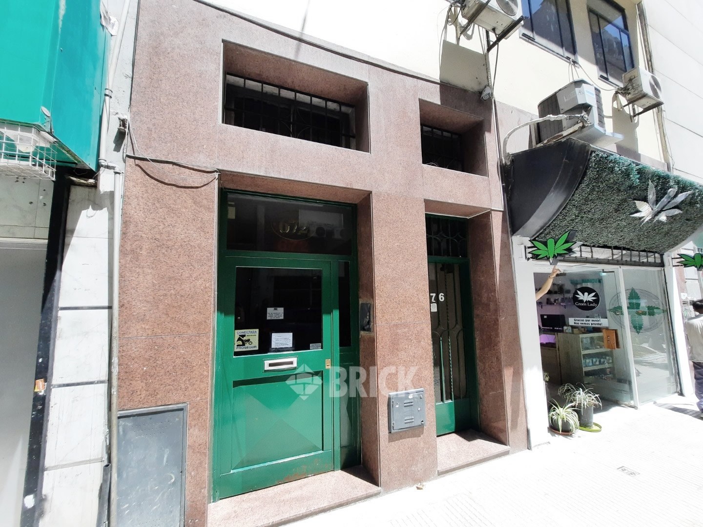 TUCUMAN al 600 Piso PB 29