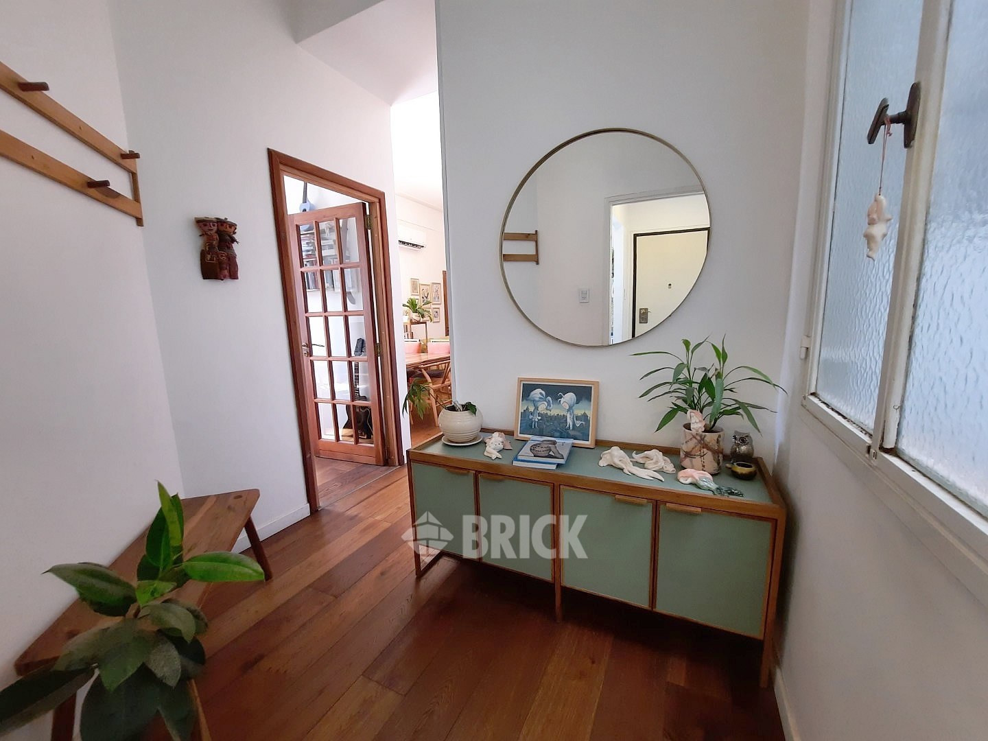 RIVADAVIA, AV. al 6200 Piso 2 22